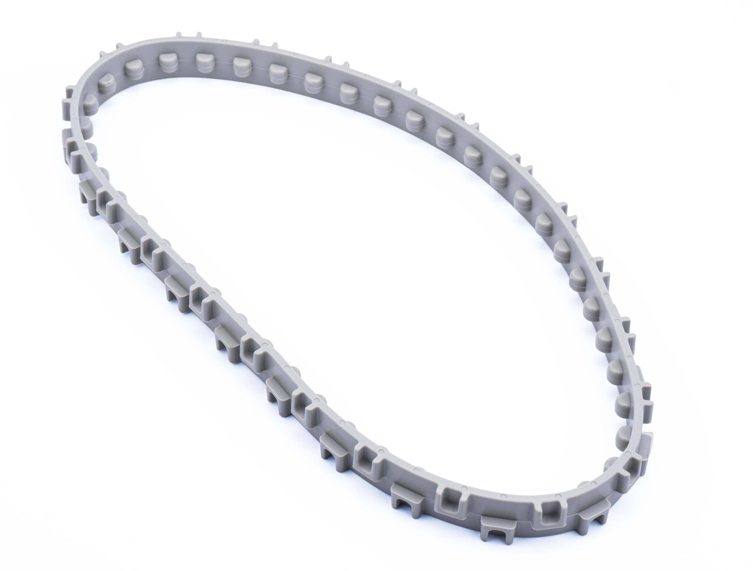 Anti-slip rubber drive track for robotic pool cleaners